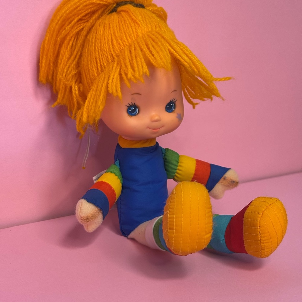 Vintage Rainbow Brite Stuffed Girl Doll 10” Plush - Hallmark Cards Inc. - 1983 - Picture 3 of 11